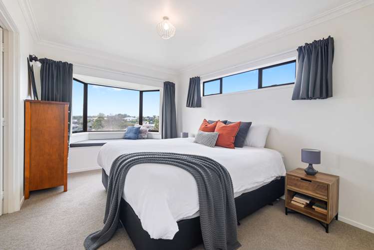29 Glendale Drive Dinsdale_8