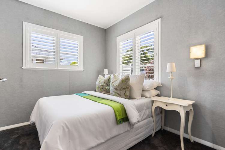 2 Saint Oswalds Road Greenlane_13