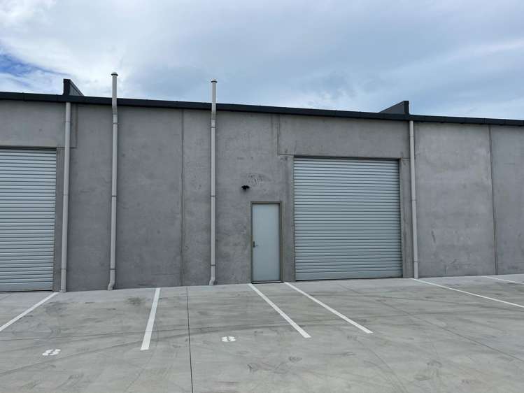 8/1 Lake Bryndwr Lane Burnside_1