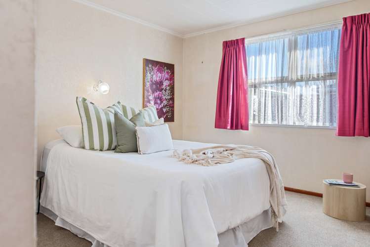 6a Seddon Street Glenholme_13