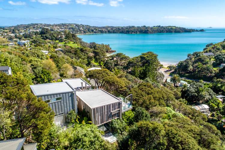 174 Ocean View Road Oneroa_0