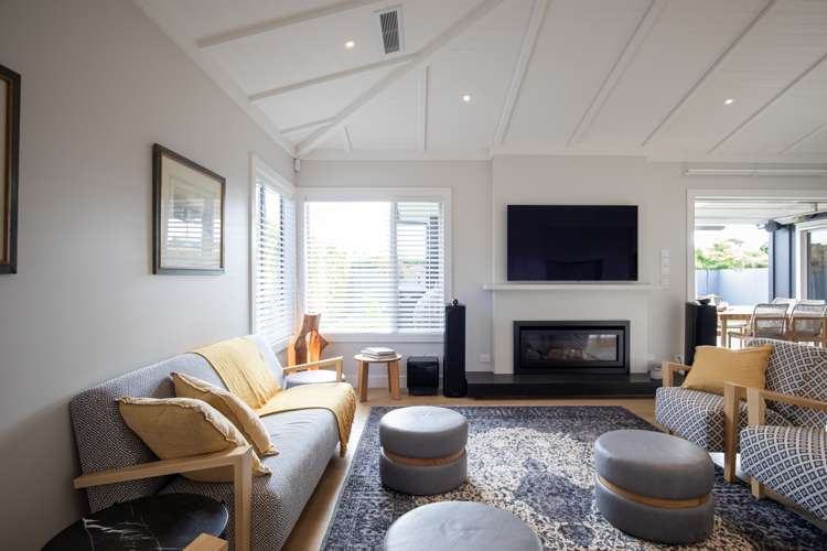 32 Wallis Street Raglan_9