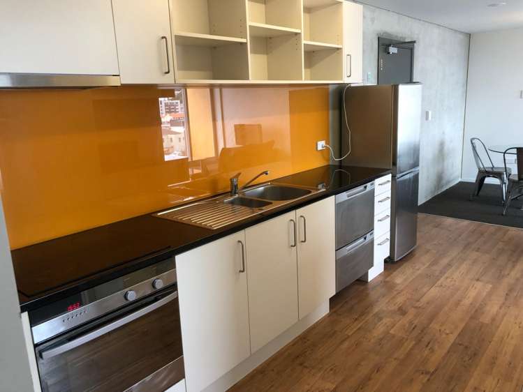 15/2 Torrens Terrace Mount Cook_6