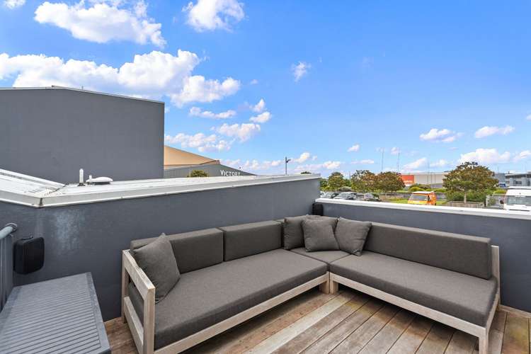 82 Fisher-Point Drive Auckland Central_8