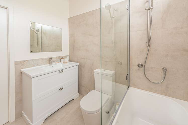 182 Great North Road Otamatea_16