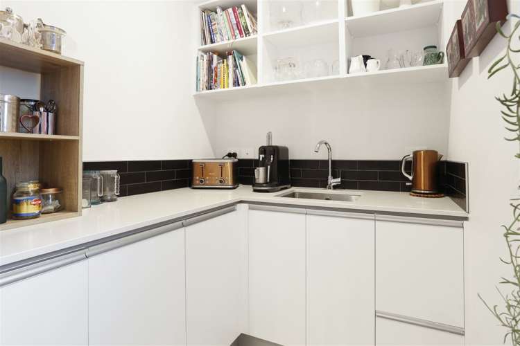 21 Kukuwai Avenue Red Beach_6