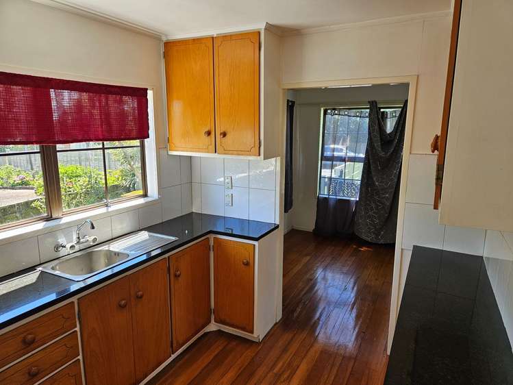 57 Gills Road Bucklands Beach_7