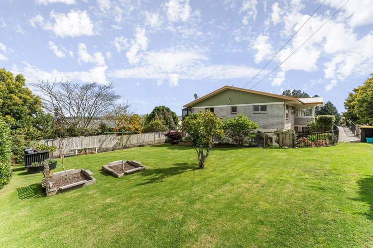 1 Burgess Street Te Aroha_20