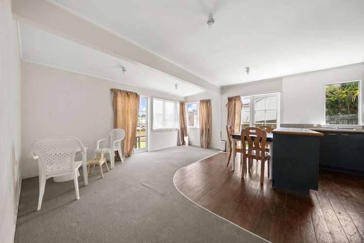 942 East Coast Road Northcross_6