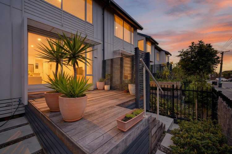 8 Sunshine Lane New Brighton_17