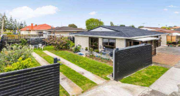 3/137 Carruth Road_0