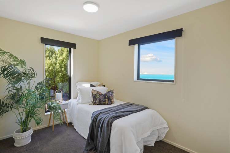 2 Cecil Wood Way Richmond Hill_18