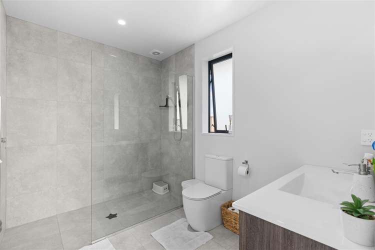 8 Coach Way Rolleston_13