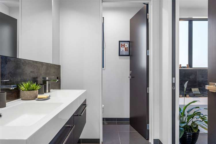 711 Hills Road Marshland_24