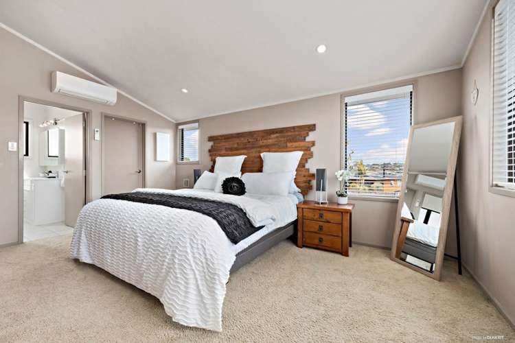 17 Bay Vista Drive Red Beach_15