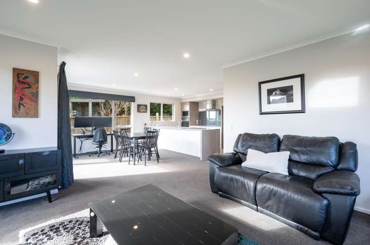 4 Campari Drive Richmond_8