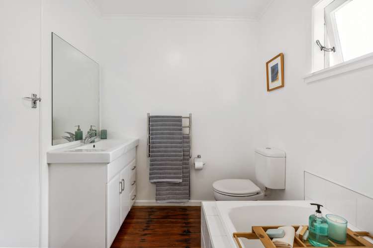 1/24 Lancaster Road Beach Haven_11