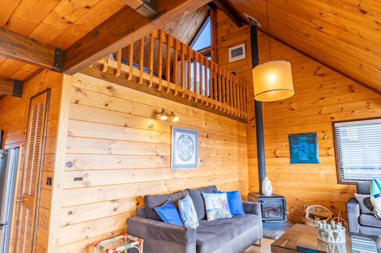 189 Ocean View Road Oneroa_43