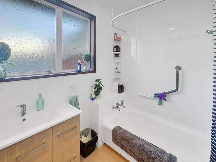 4 Brown Street 10437_7