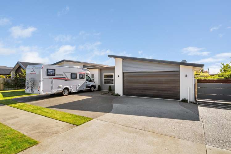 4 Spitfire Drive Burleigh_31