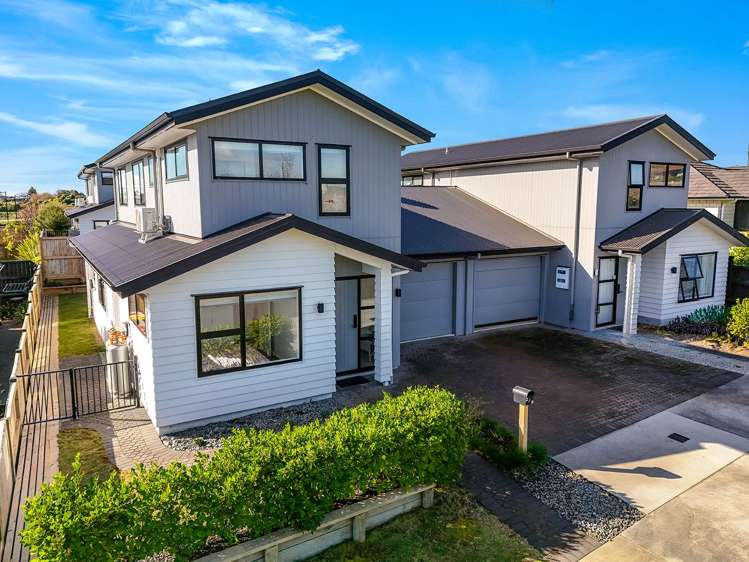 2/8 Jennian Avenue_4