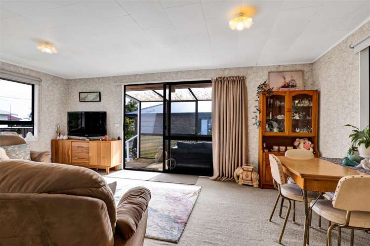 1/12 Atiawa Street Glen Avon_14