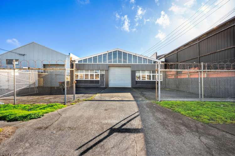 6 Pukemiro Street Onehunga_1