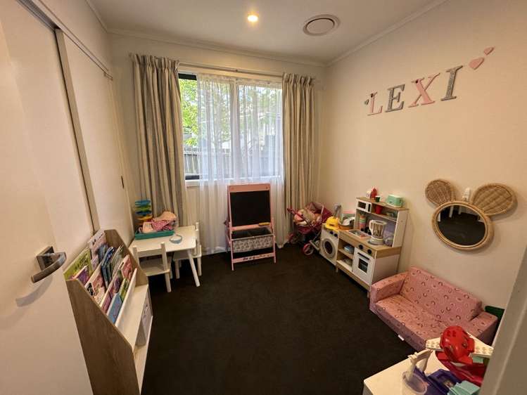 125 Solar Road Glen Eden_10