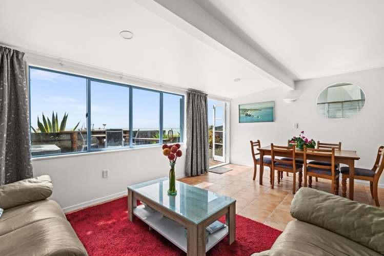 285 Clifton Road Te Awanga_2