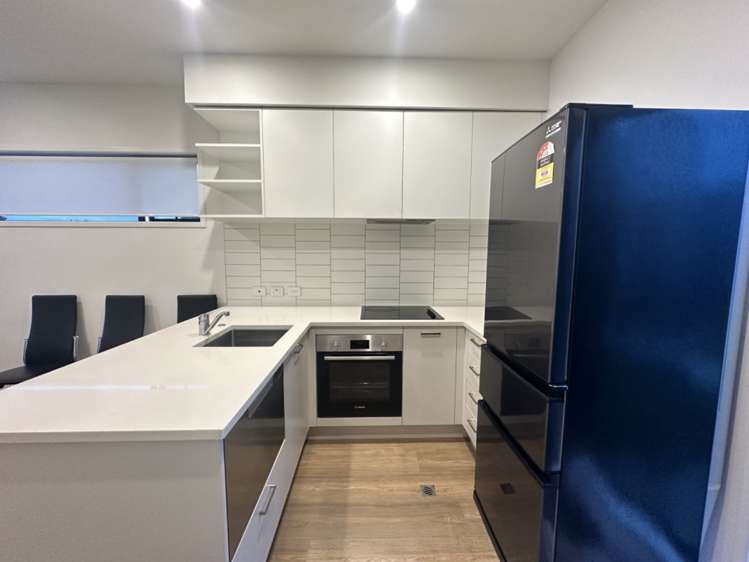 1/47A Huntington Drive 10662_3