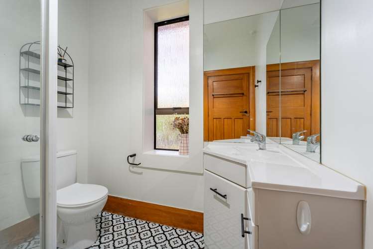 20 Hill View Crescent Highfield_8