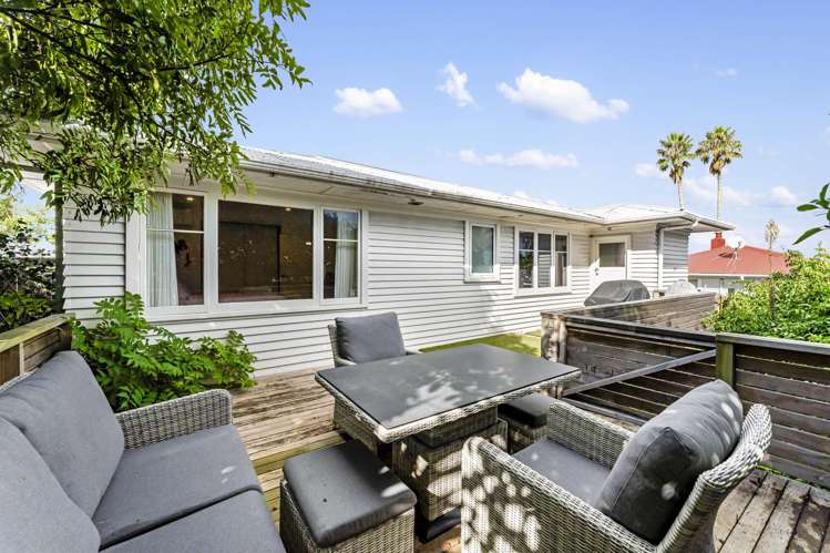 69 Commissariat Road Mount Wellington_9