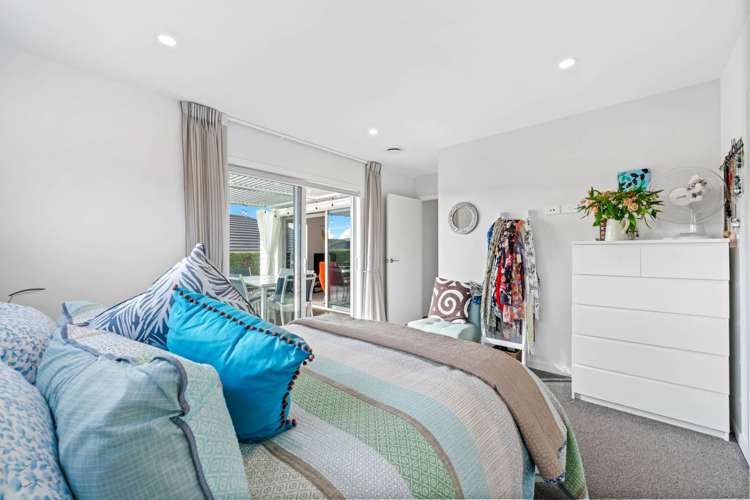 6 Orchard Terrace Riverhead_14