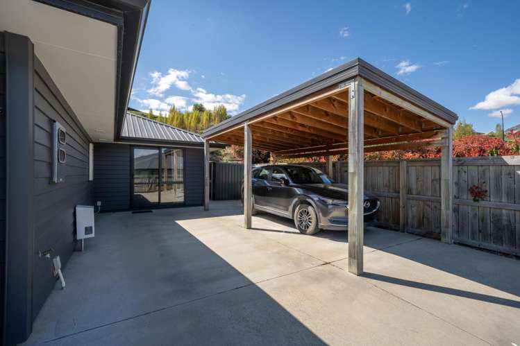 15/15A Toni's Terrace Lower Shotover_21