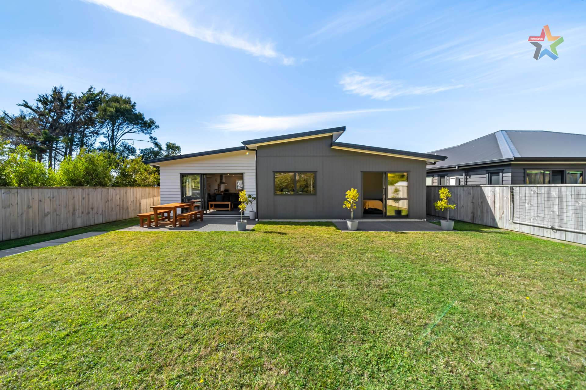 6 Richard Sadleir Way Belmont_0