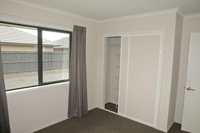 9 Limbrick Crescent Wigram_3