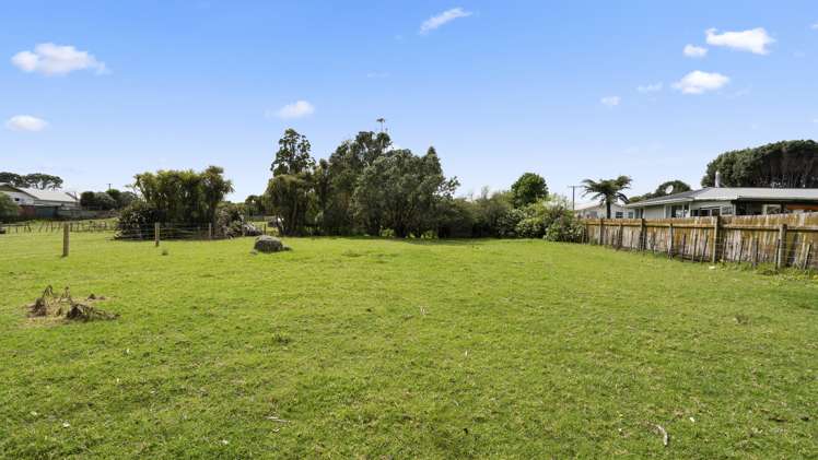 5807 South Road Rahotu_14