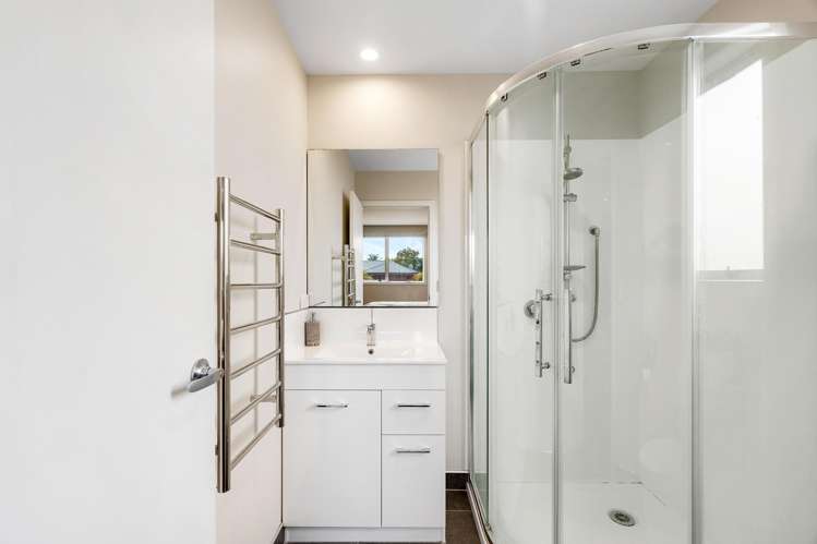 904a Harding Road Camberley_6