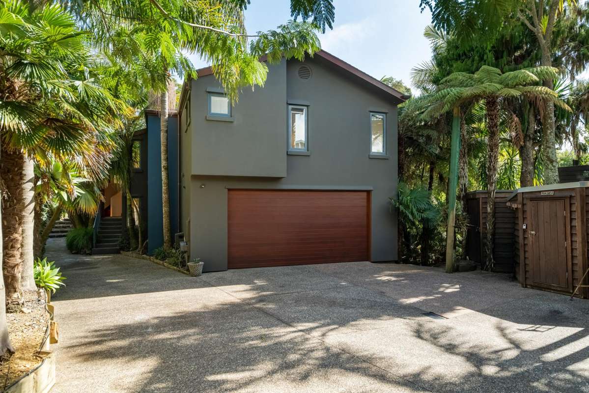 8B William Denny Avenue_0