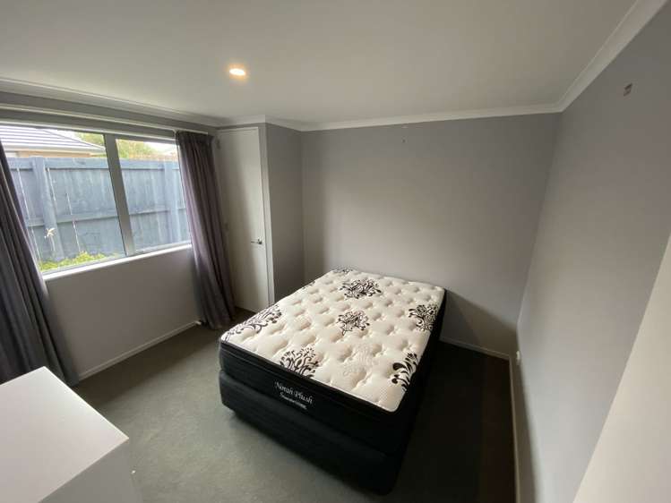 14 Henry Lane Patumahoe_13