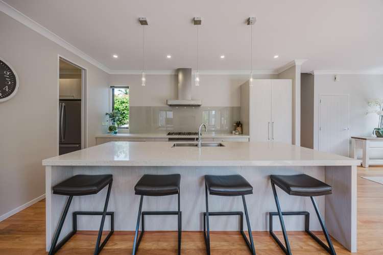 30 Beach Road Mellons Bay_8