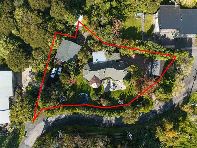 19 and 19a Ettrick Street Glenross_43