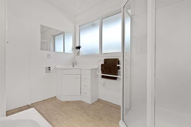 13 Ron Place Bishopdale_12