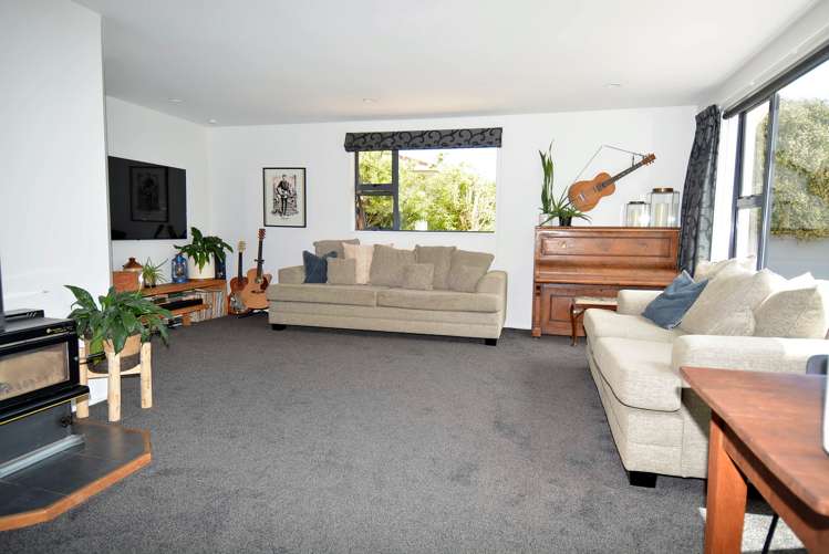 64 Watt Road Otatara_7