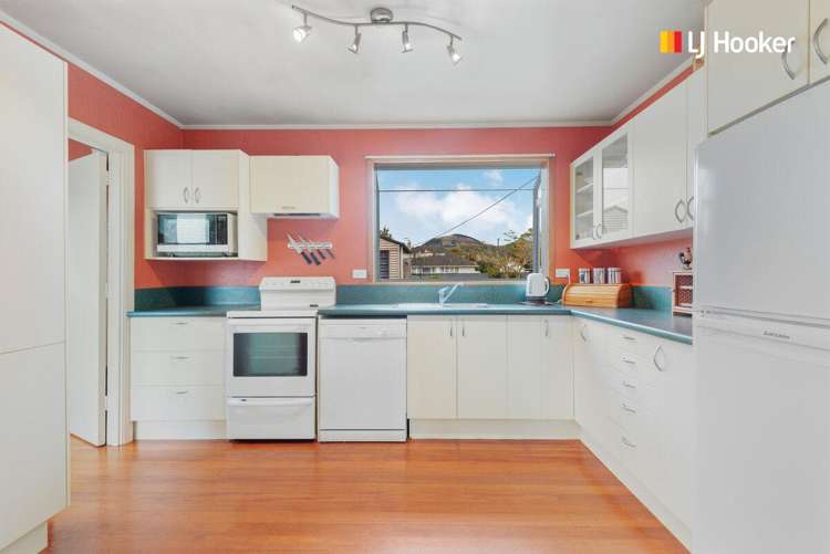 51 Tay Street Mosgiel_3