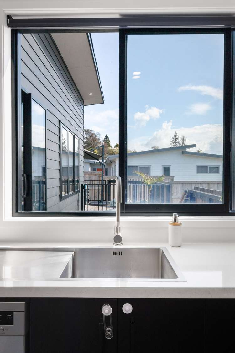 11 Anatere Rise Athenree_25