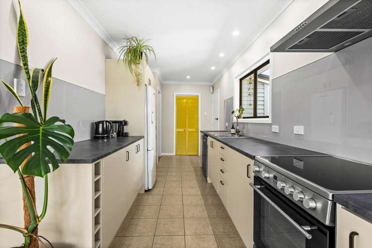 223 Lumsden Place Akina_6
