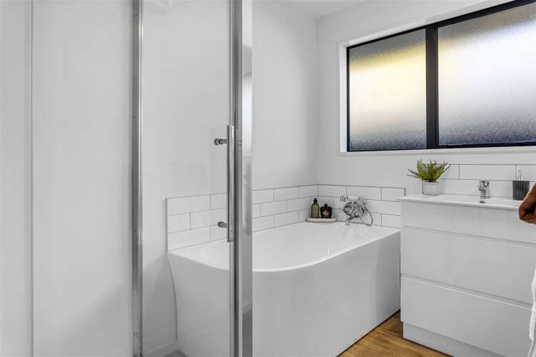 1/14 Innisfree Place Northwood_9