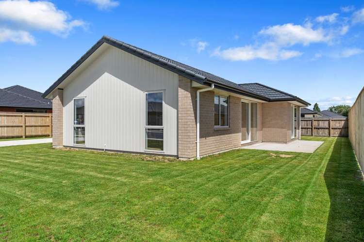 9 Georgina Beyer Way Carterton_26