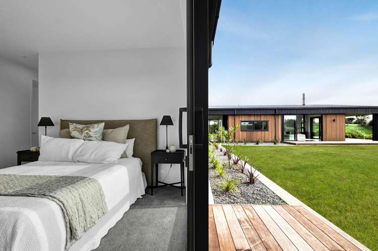 29 Washer Road Omata_23